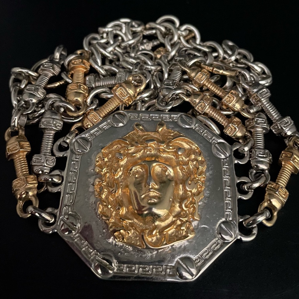 Medusa Inspired Ornate Chain Link Statement Belt Italy Vintage 90’s